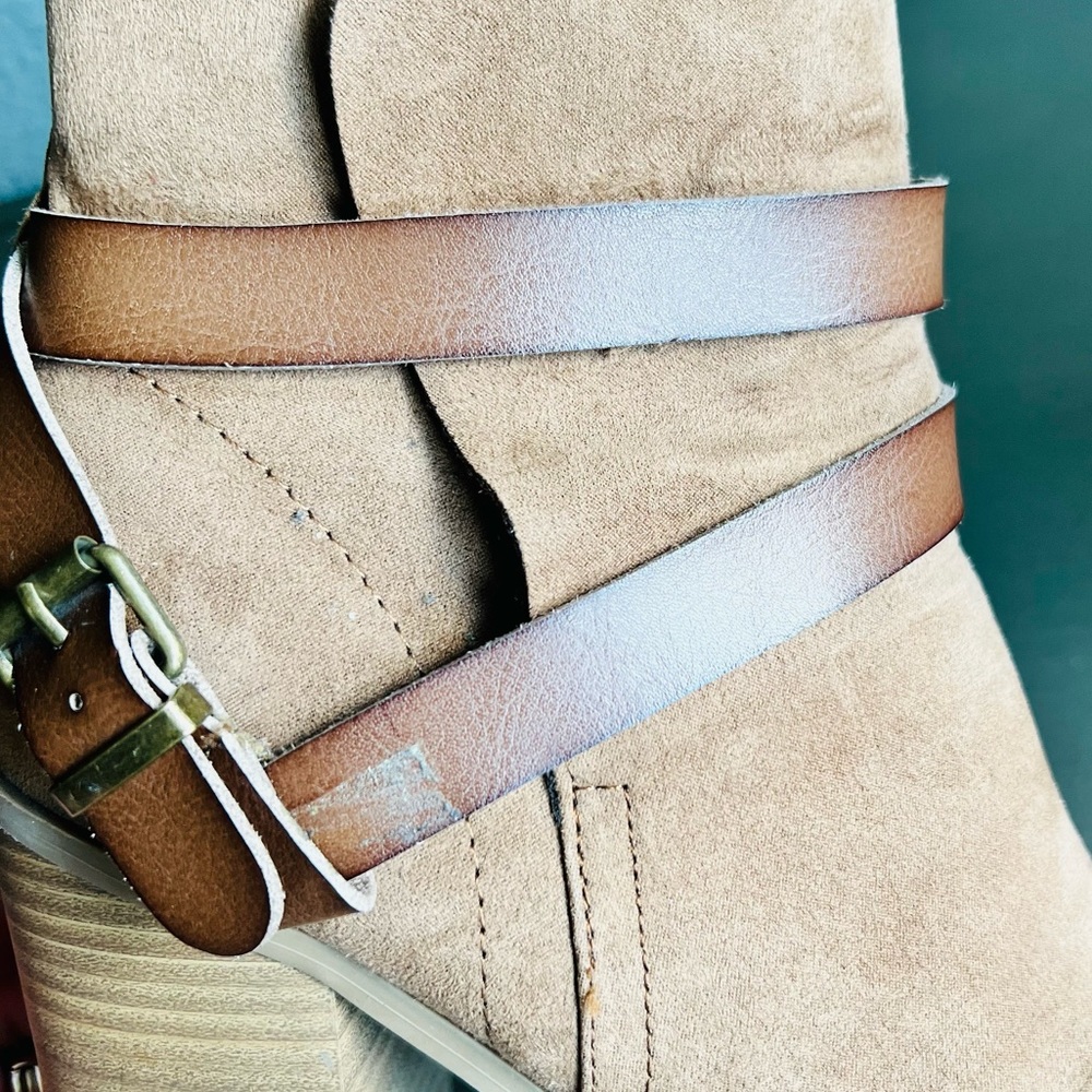 {Madden Girl} Booties - Picture 8 of 9